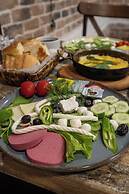 Family Istanbul Hotel