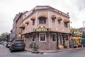 Family Istanbul Hotel