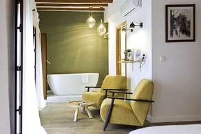 Cases Noves - Adults Only