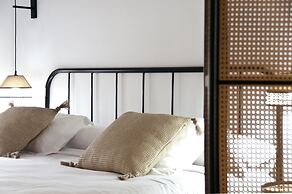 Cases Noves - Adults Only