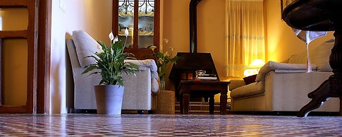 Cases Noves - Adults Only