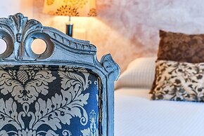 Cases Noves - Adults Only