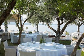 Lichnos Beach Hotel & Suites