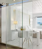 Lichnos Beach Hotel & Suites