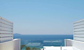 Lichnos Beach Hotel & Suites