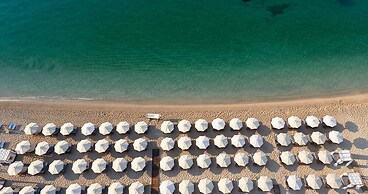 Lichnos Beach Hotel & Suites