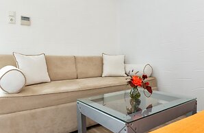 Stratos Studios & Apartments