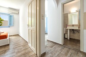 Stratos Studios & Apartments