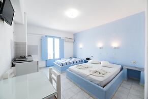 Stratos Studios & Apartments