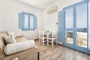 Stratos Studios & Apartments