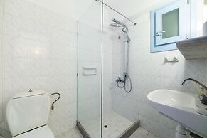 Stratos Studios & Apartments