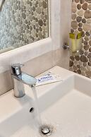 Stratos Studios & Apartments