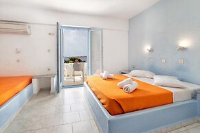 Stratos Studios & Apartments