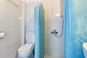 Stratos Studios & Apartments