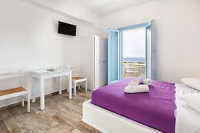 Stratos Studios & Apartments