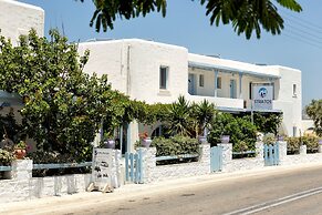 Stratos Studios & Apartments