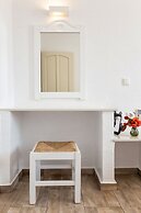 Stratos Studios & Apartments