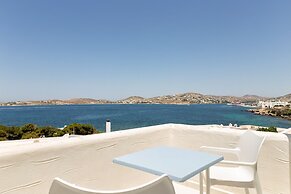 Stratos Studios & Apartments