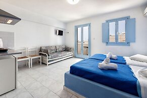 Stratos Studios & Apartments