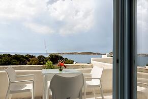 Stratos Studios & Apartments