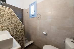 Stratos Studios & Apartments