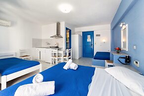 Stratos Studios & Apartments