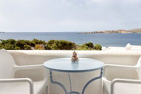 Stratos Studios & Apartments