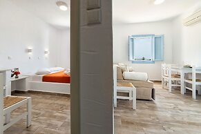 Stratos Studios & Apartments