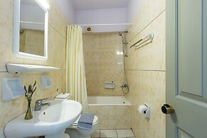 Philoxenia Apartments