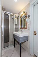 Tilia Hotel