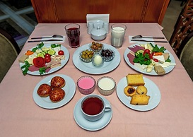 Tilia Hotel