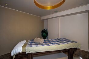 Tilia Hotel