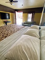 Savannah Inn and Suites