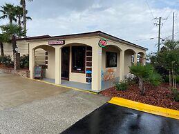 Savannah Inn and Suites