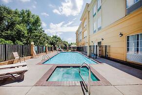 La Quinta Inn & Suites by Wyndham Baton Rouge Denham Springs