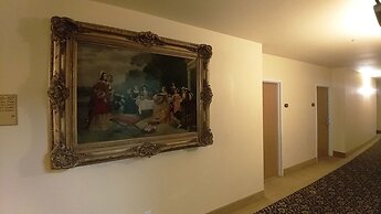 Palace Inn Suites Lincoln City