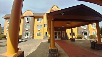 Palace Inn Suites Lincoln City