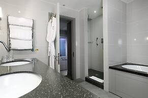 Macdonald Windsor Hotel