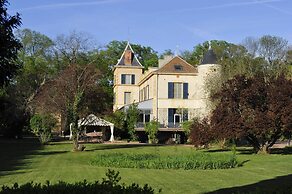 Chateau De Champlong