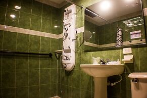 Charlies Place Hotel & Spa