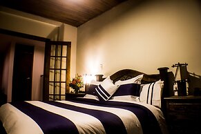 Charlies Place Hotel & Spa