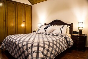 Charlies Place Hotel & Spa