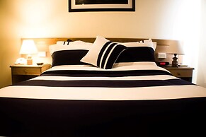 Charlies Place Hotel & Spa