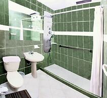 Charlies Place Hotel & Spa