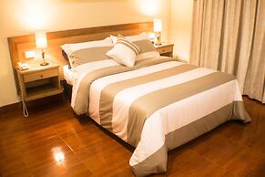 Charlies Place Hotel & Spa