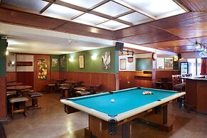 Charlies Place Hotel & Spa