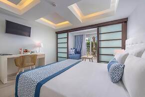 Elinotel Apolamare Hotel