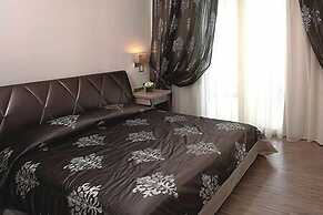 Elinotel Apolamare Hotel