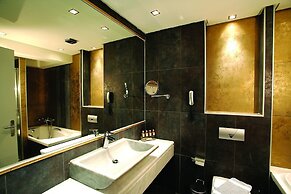 Elinotel Apolamare Hotel