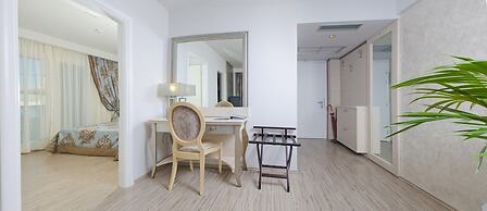 Elinotel Apolamare Hotel